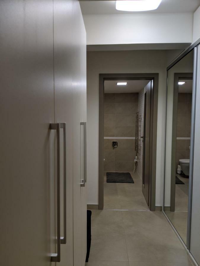 Ap10 - Apartments 4U Brezinova "Overnight Simply" Hradec Králové Exteriör bild